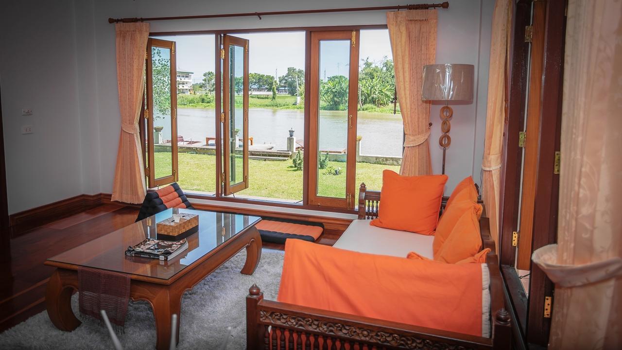 Thararin Villa Ban Doem Bang Номер фото
