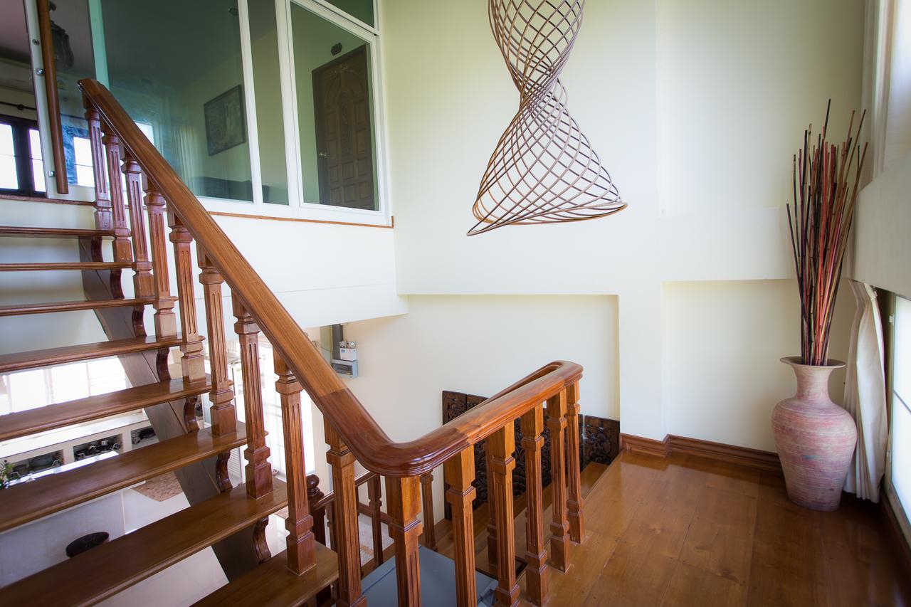 Thararin Villa Ban Doem Bang Экстерьер фото