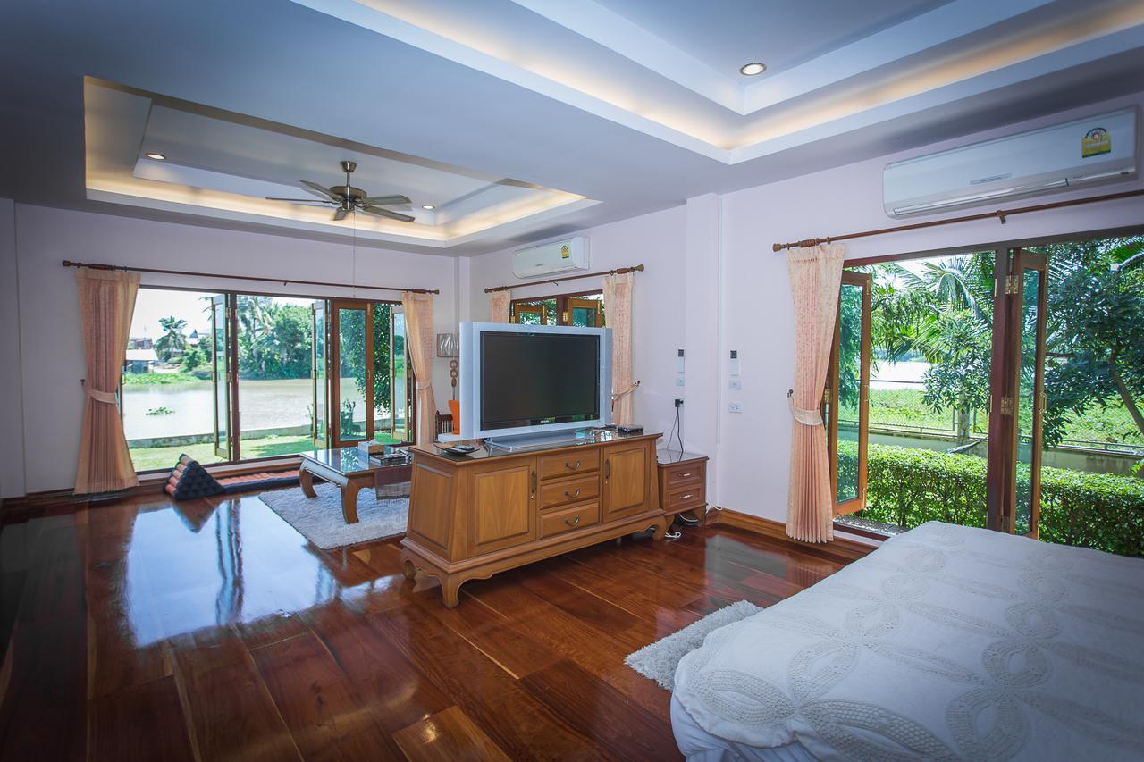 Thararin Villa Ban Doem Bang Номер фото