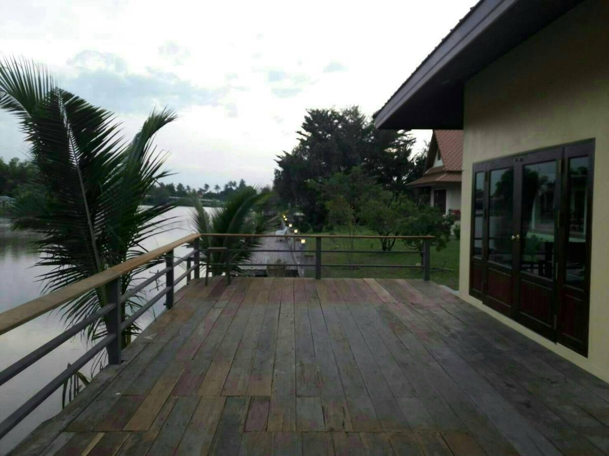 Thararin Villa Ban Doem Bang Экстерьер фото
